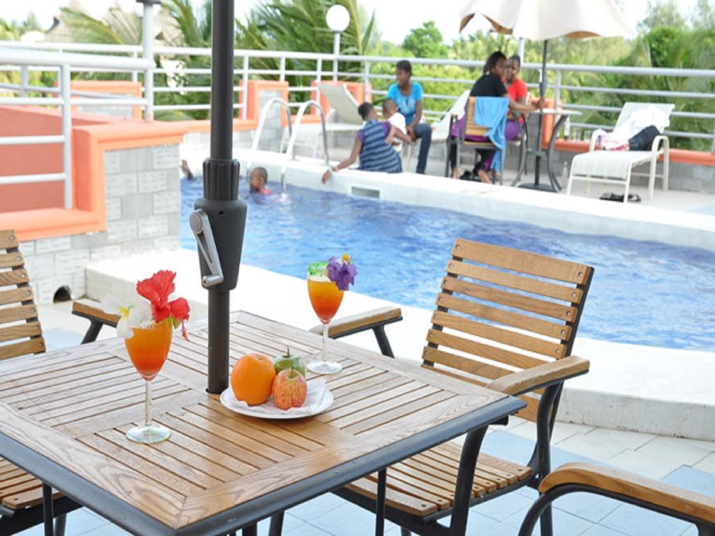 Monalisa Hotel Mtwapa Exterior photo