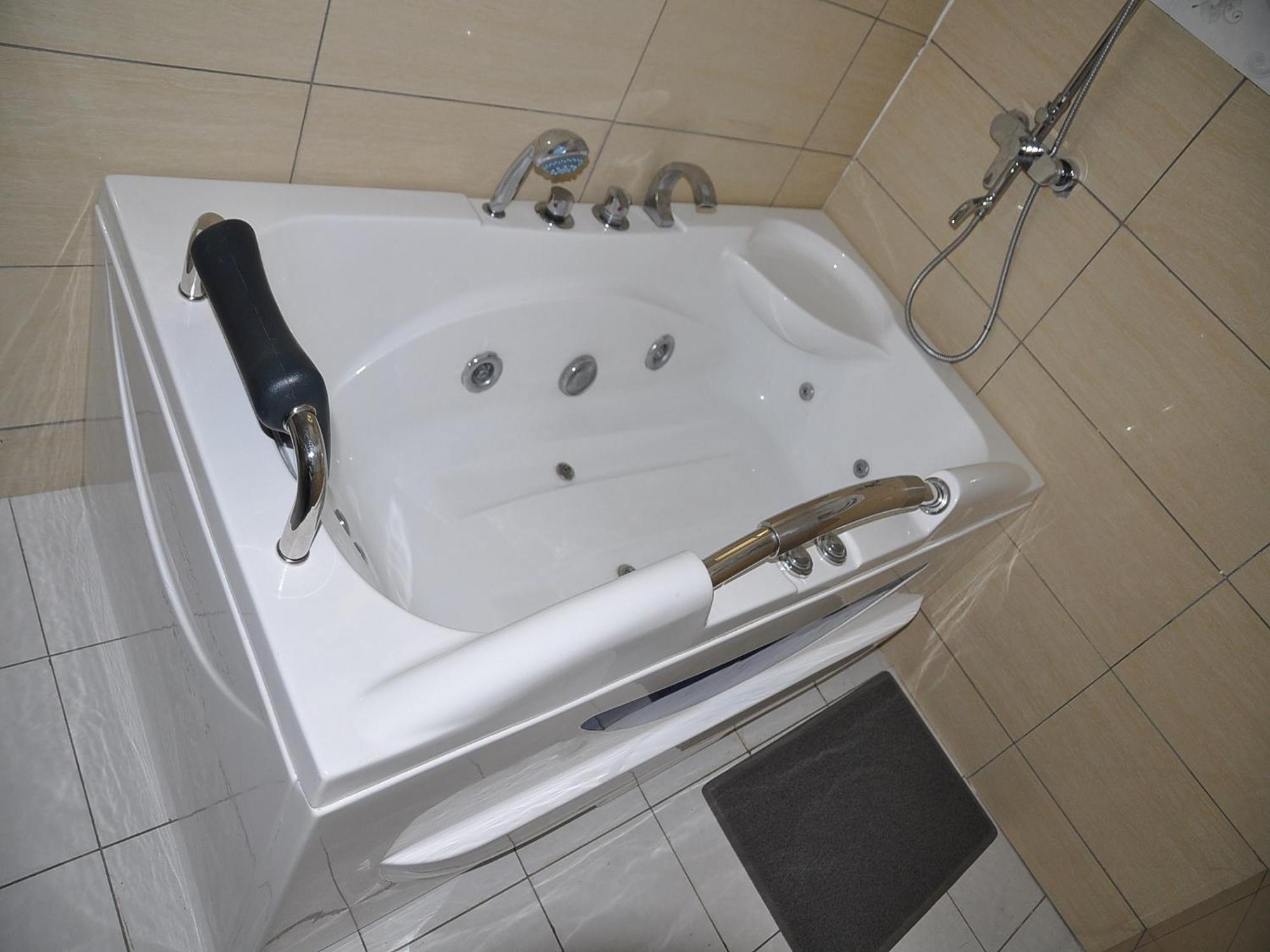 Monalisa Hotel Mtwapa Room photo